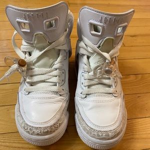 Size 4y white/rose gold air Jordan Spizike